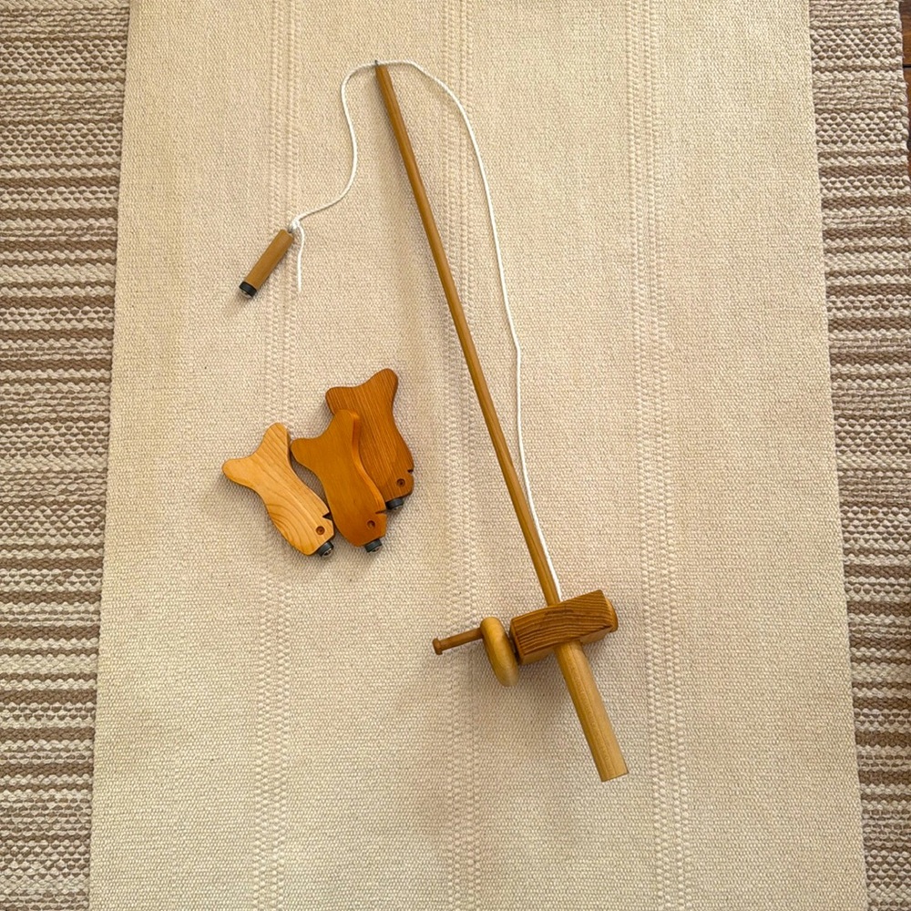 Kids wooden pole